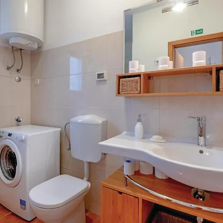 Beautiful In With Kitchen * Bale